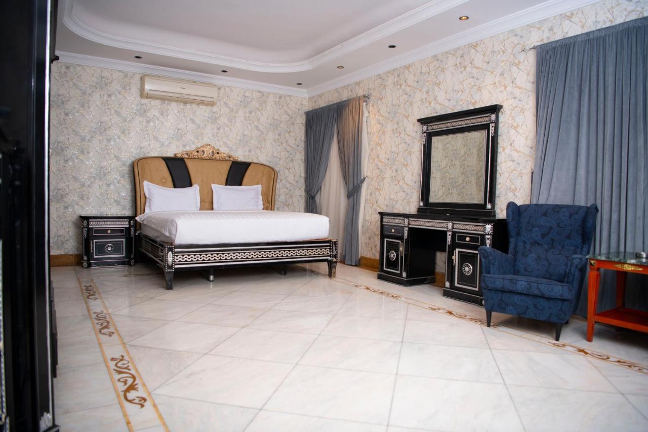 Al Nabarees Al Masi Hotel